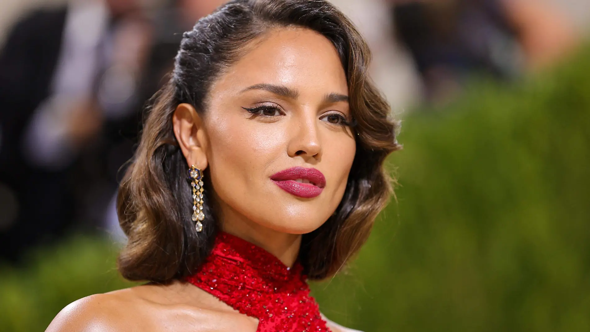 Eiza Gonzalez Met Gala